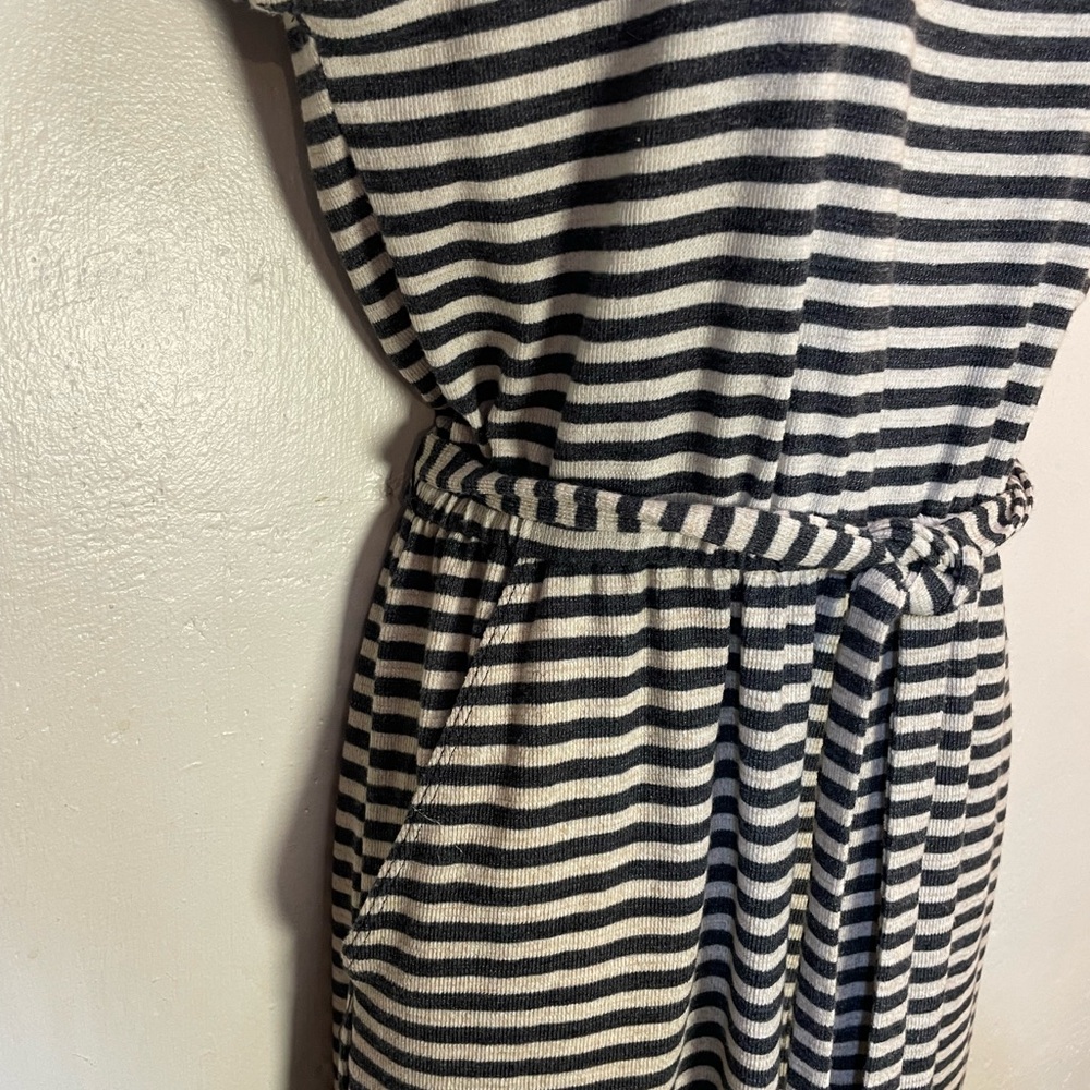 #0198-Old Navy Grey & Off White Striped Jumpsuit W/ Wide-Leg & V-back-S - Picture 5 of 8